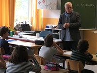 Reporter Herr Dobler zu Besuch Reporter Herr Dobler zu Besuch