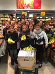 Unterrichtsgang zu REWE Unterrichtsgang zu REWE